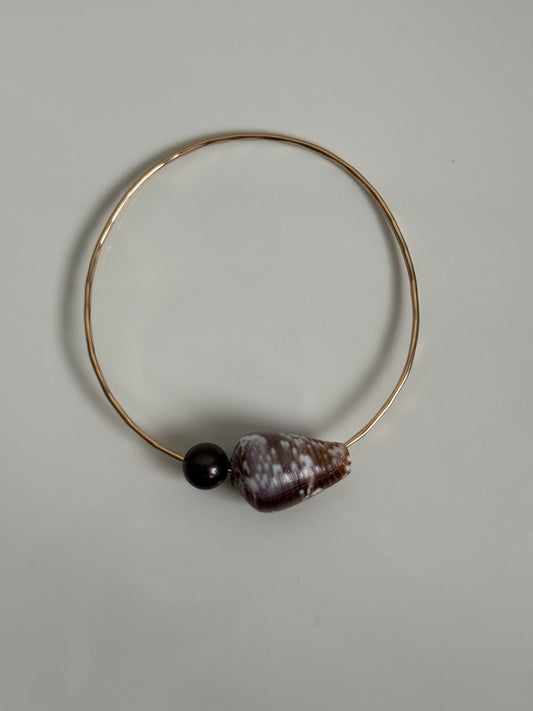 9 Pearl & Shell Bangle