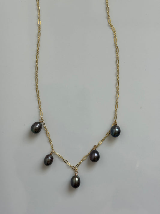 Pearl Dangle Necklace