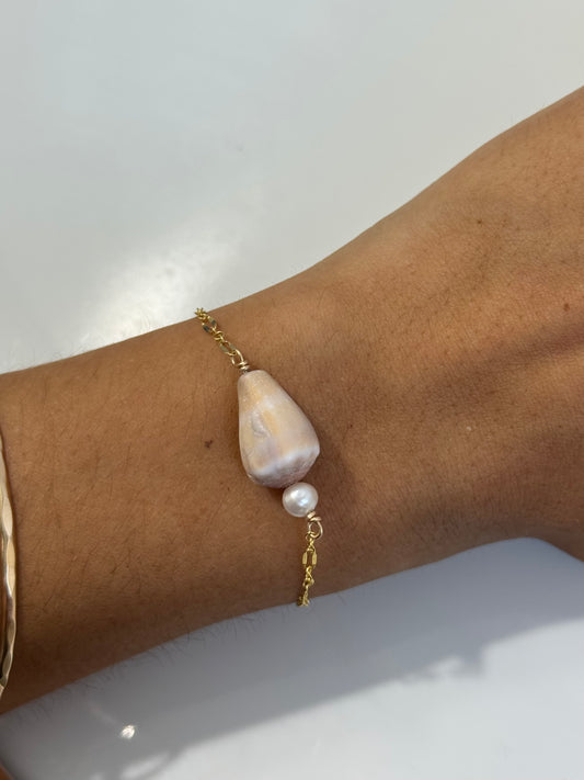 Pearl & Shell Chain Bracelet