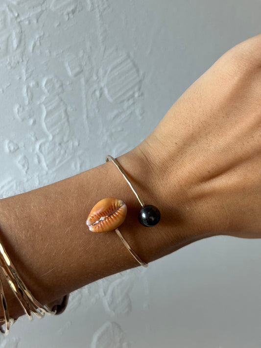 Cowrie & Pearl Cuff