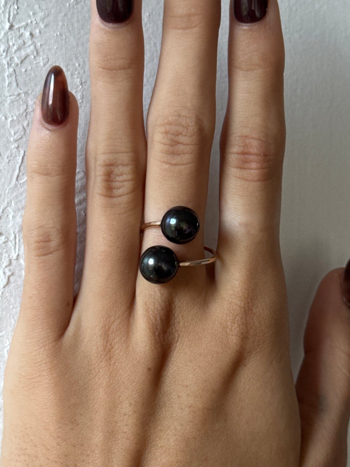 8 Pearl Ring